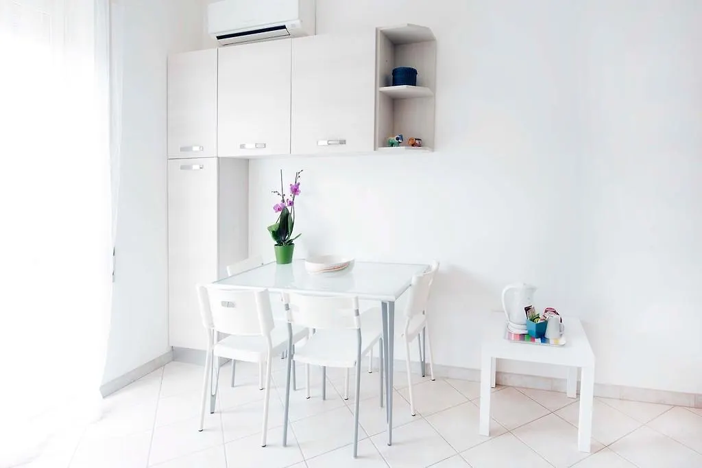 A Due Passi Bed & Breakfast Forte dei Marmi Italy